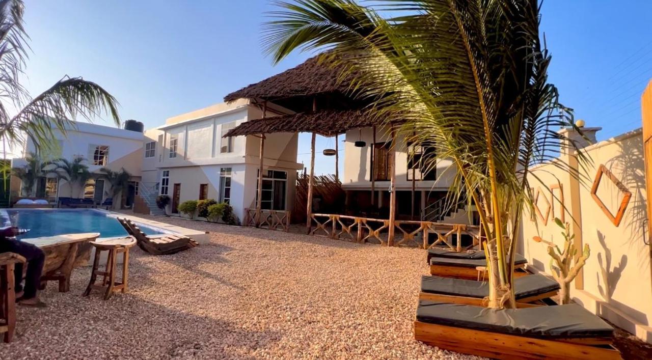 Vick Boutique Hotel With New Power Backup Nungwi Esterno foto